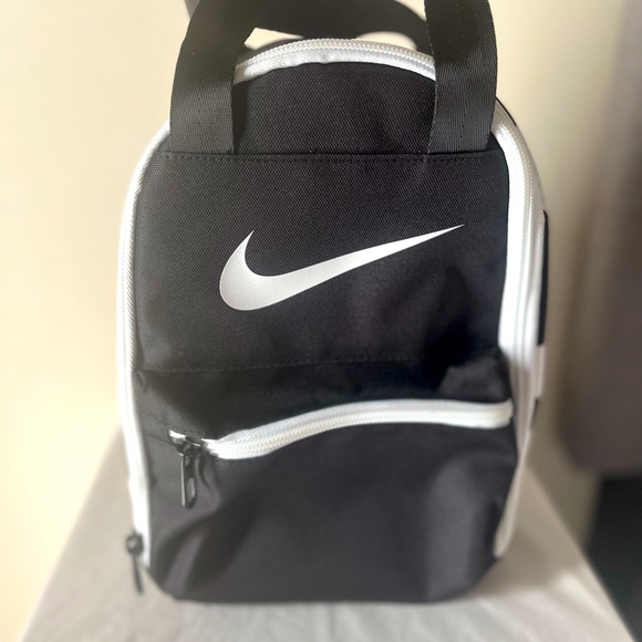 Nike Lunch Box - Picture 2 of 3